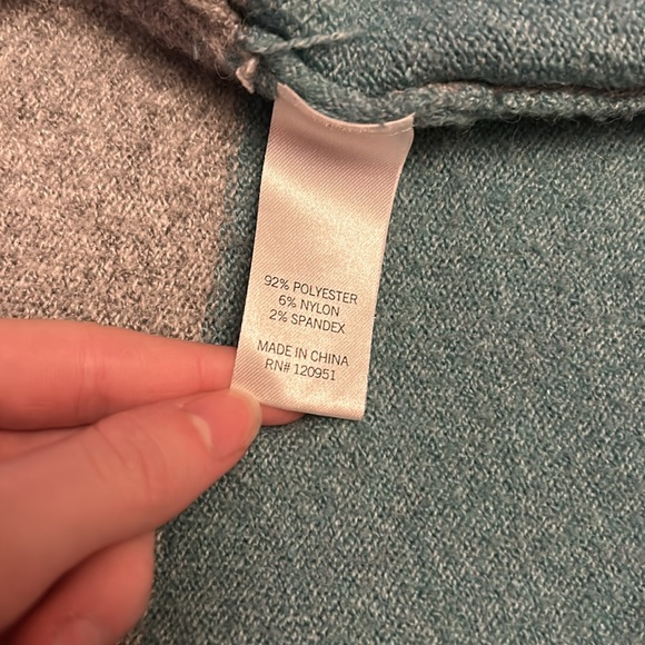 Women’s Small blue Striped Cardigan - Picture 4 of 7